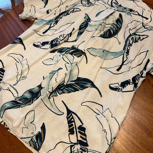 Croft & Barrow XL Hawaiian Shirt - Picture 1 of 4